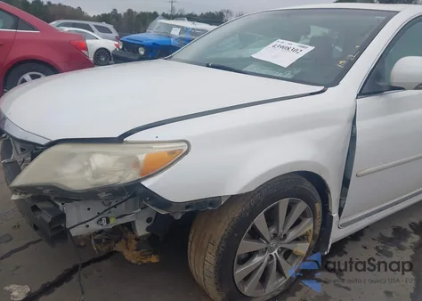 2011 Toyota Avalon Limited z USA, uszkodzony, nr VIN 4T1BK3DB1BU394518